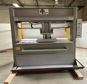 Used 25-Ton Travelling Head Press (AP-10942)